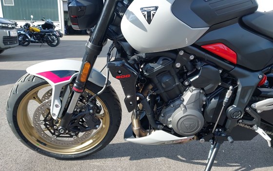 Neufahrzeug Triumph Trident 800 - Bild 13