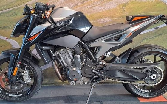 Gebrauchtmotorrad KTM 790 Duke - Bild 1