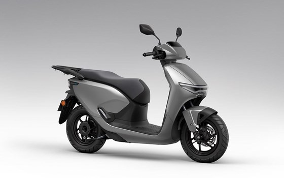 Gebrauchtmotorrad Honda CUV e: - Bild 1