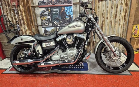 Gebrauchtmotorrad Harley-Davidson Dyna Street Bob FXDB - Bild 1