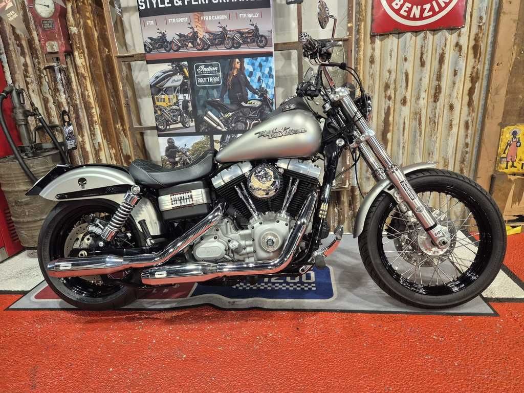 Harley-Davidson Dyna Street Bob FXDB