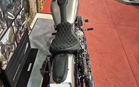 Gebrauchtmotorrad Harley-Davidson Dyna Street Bob FXDB - Bild 8