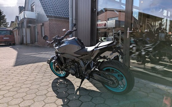 Gebrauchtmotorrad Yamaha MT-09 - Bild 3