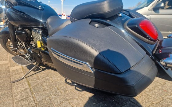 Gebrauchtmotorrad Suzuki Intruder C1500 - Bild 5