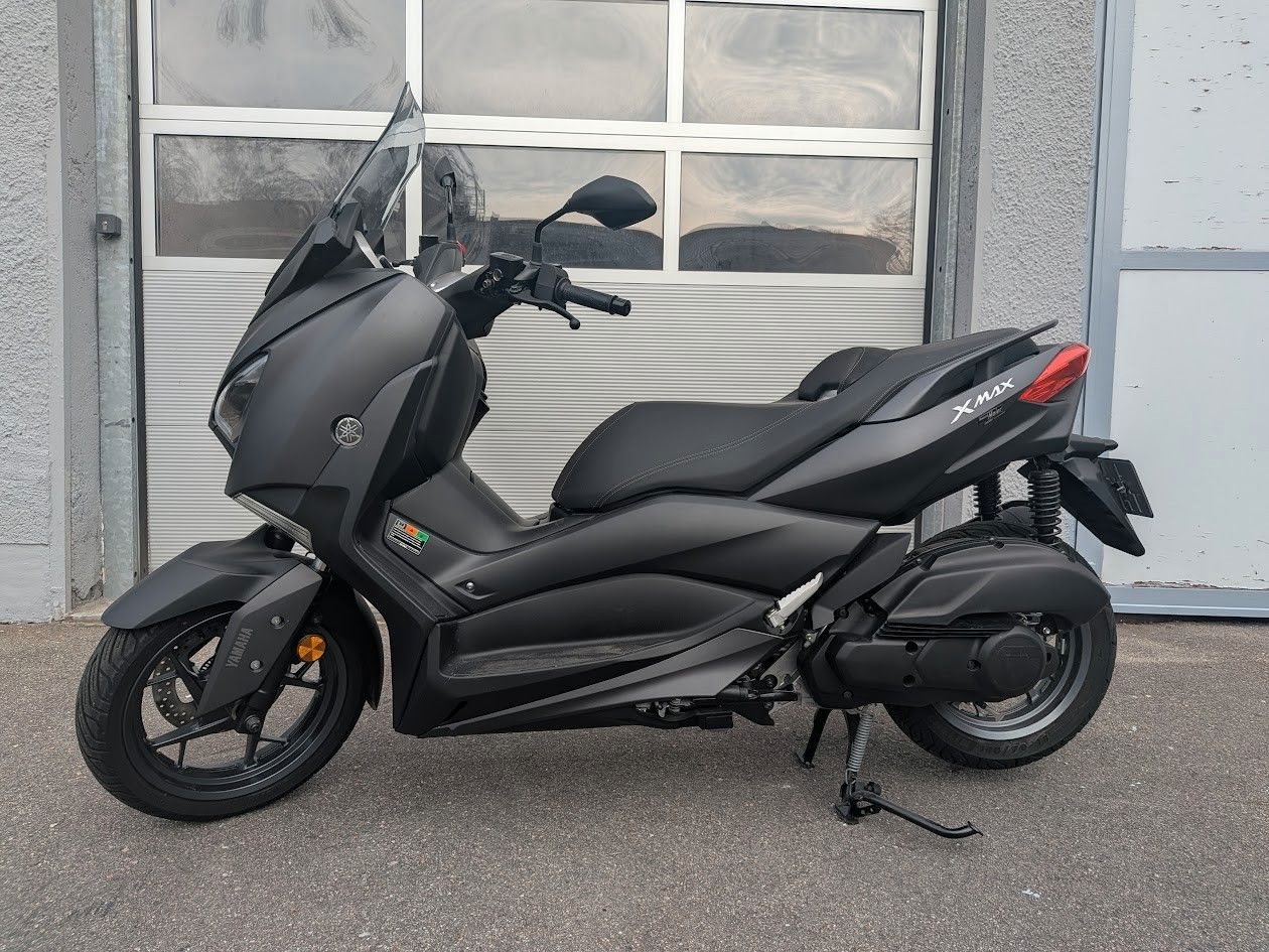 Yamaha XMAX 125