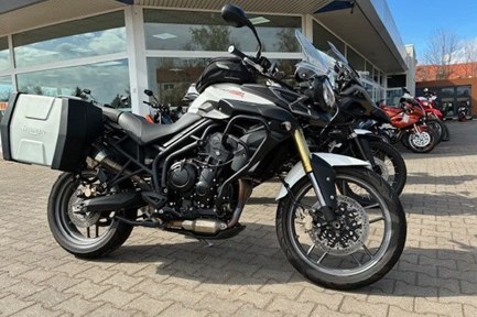 Triumph Tiger 800