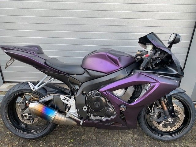 Suzuki GSX-R 750