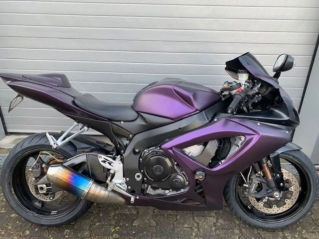 Suzuki GSX-R 750