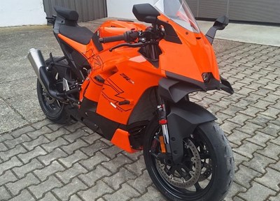 GEBRAUCHTFAHRZEUG KTM 990 RC R