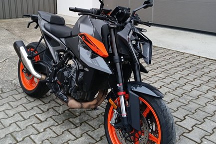 KTM 990 Duke
