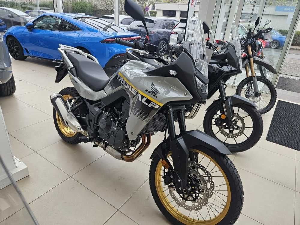 Honda XL750 Transalp E-Clutch