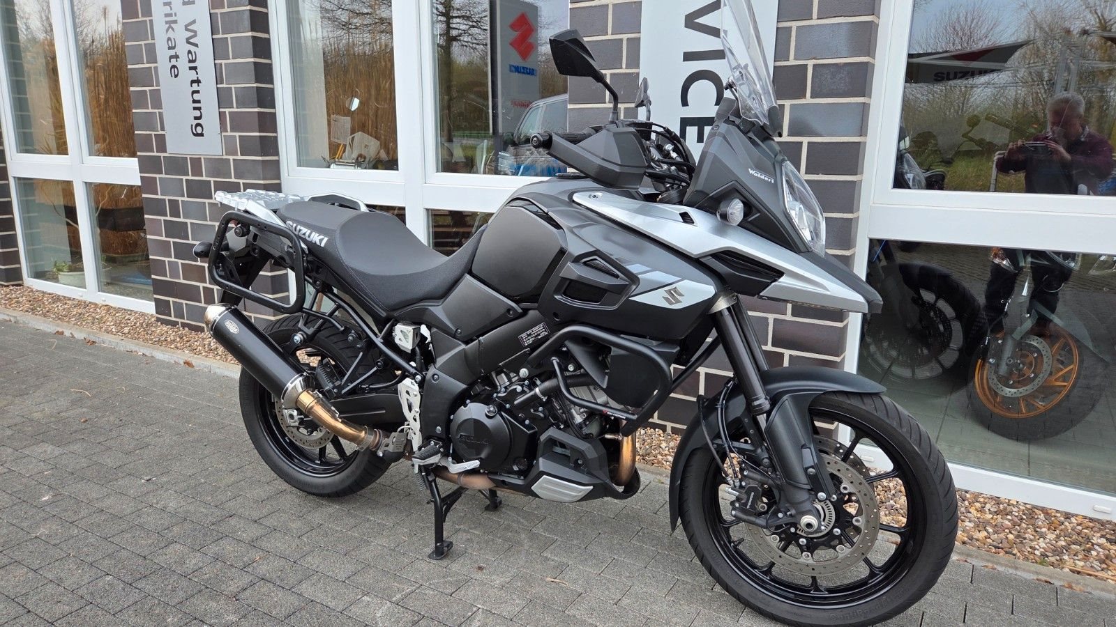 Suzuki V-Strom 1000