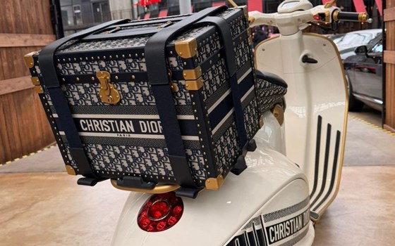 Neufahrzeug Vespa 946 Christian Dior - Bild 4