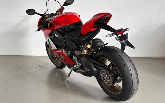 Gebrauchtmotorrad Ducati Panigale V4 - Bild 4