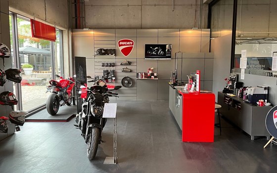 Gebrauchtmotorrad Ducati Panigale V4 - Bild 9