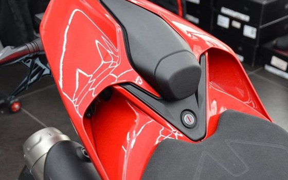 Gebrauchtmotorrad Ducati Panigale V2 - Bild 8