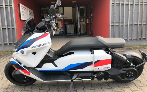 Gebrauchtmotorrad BMW CE 04 - Bild 1