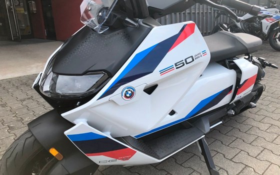 Gebrauchtmotorrad BMW CE 04 - Bild 2