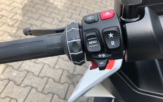 Gebrauchtmotorrad BMW CE 04 - Bild 20