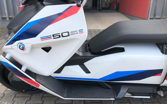 Gebrauchtmotorrad BMW CE 04 - Bild 4