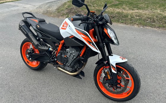 Gebrauchtmotorrad KTM 890 Duke R - Bild 3