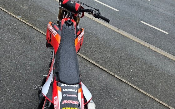 Gebrauchtmotorrad Ducati Desmo450 MX - Bild 7