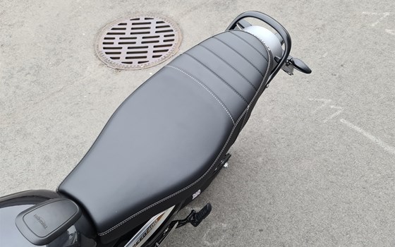 Gebrauchtmotorrad Triumph Speed 400 - Bild 9