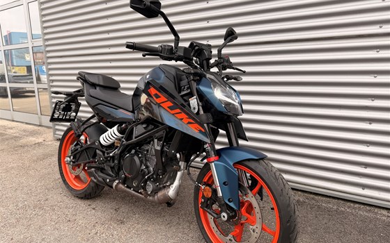 Gebrauchtmotorrad KTM 125 Duke - Bild 2