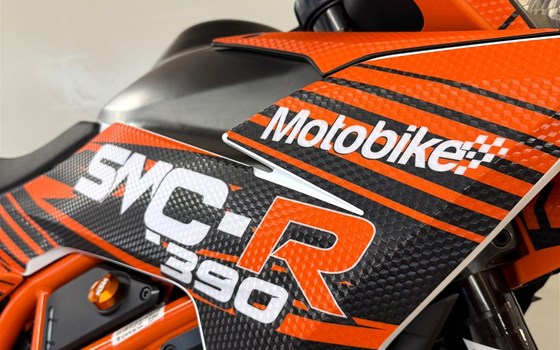 Neufahrzeug KTM 390 SMC R - Bild 7