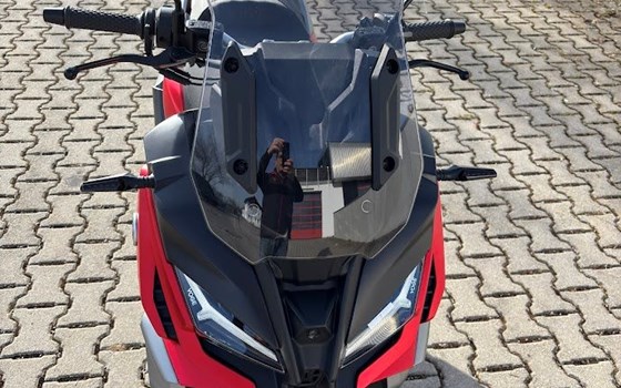 Neufahrzeug Voge SR1 ADV 125 ABS TCS - Bild 8