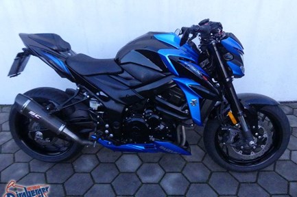 Suzuki GSX-S750