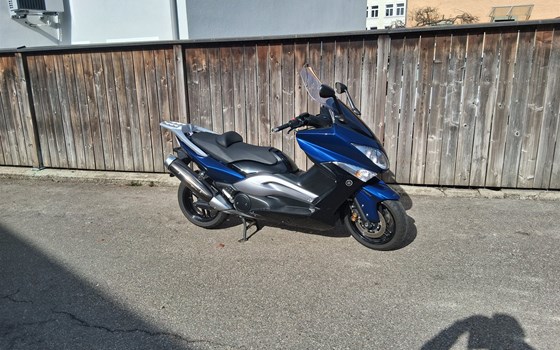 Gebrauchtmotorrad Yamaha TMAX - Bild 1