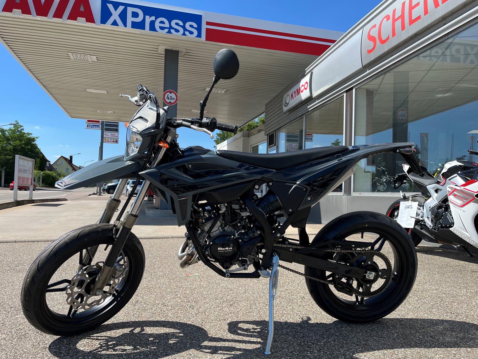Beta RR 50