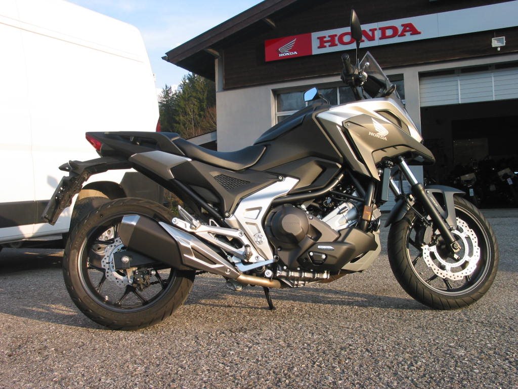 Honda NC750X DCT