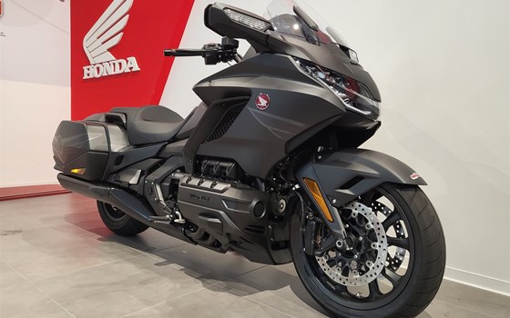 Gebrauchtmotorrad Honda GL 1800 Goldwing DCT - Bild 3