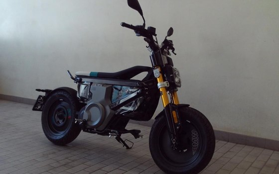 Gebrauchtmotorrad BMW CE 02 4kW - Bild 2