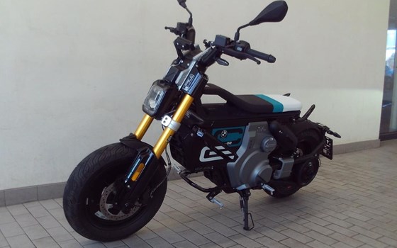 Gebrauchtmotorrad BMW CE 02 4kW - Bild 6