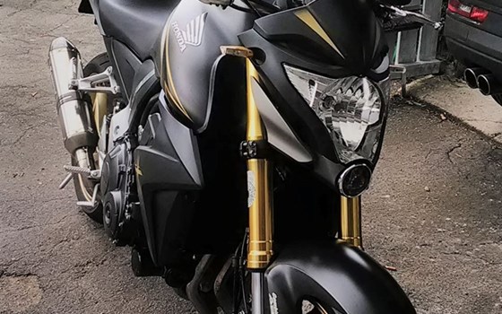 Gebrauchtmotorrad Honda CB 1000 R - Bild 1