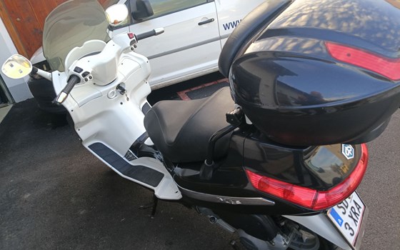 Gebrauchtmotorrad Piaggio X8 125 Premium - Bild 6