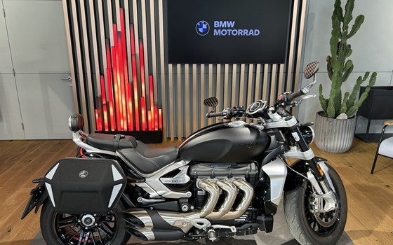 Gebrauchtmotorrad Triumph Rocket 3 R Black - Bild 2