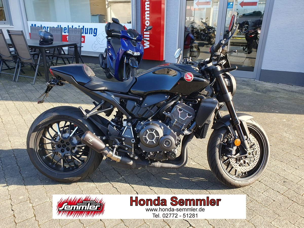 Honda CB1000R Black Edition