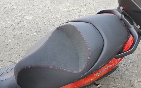 Gebrauchtmotorrad Piaggio Beverly 400 S - Bild 13