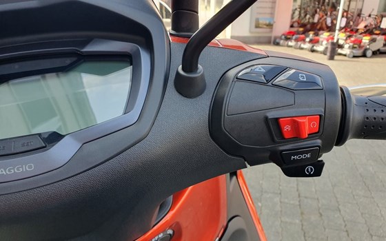 Gebrauchtmotorrad Piaggio Beverly 400 S - Bild 15