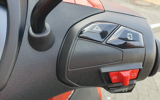 Gebrauchtmotorrad Piaggio Beverly 400 S - Bild 17