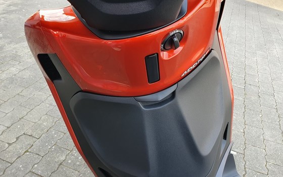 Gebrauchtmotorrad Piaggio Beverly 400 S - Bild 18