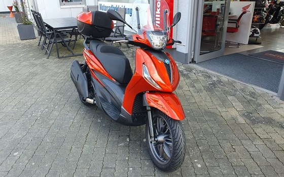 Gebrauchtmotorrad Piaggio Beverly 400 S - Bild 8