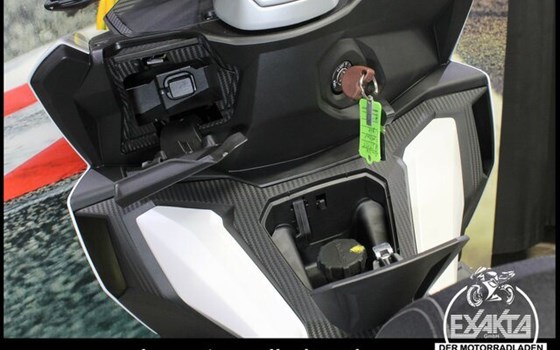 Neufahrzeug Aprilia SR GT 125 - Bild 10