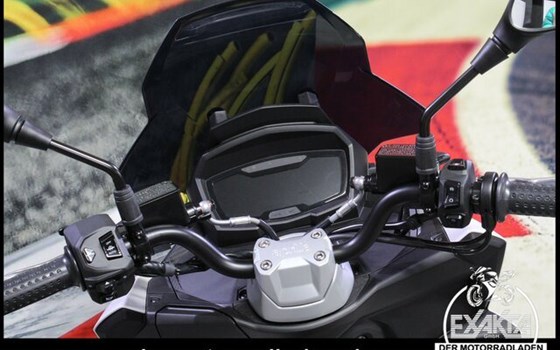 Neufahrzeug Aprilia SR GT 125 - Bild 12