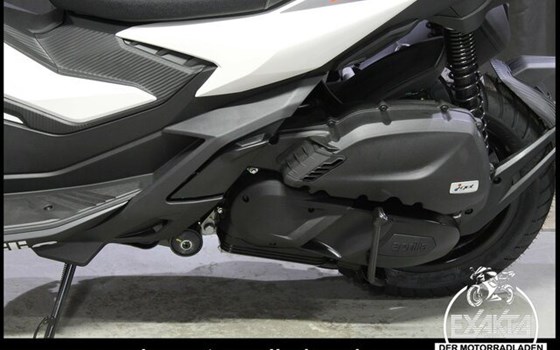 Neufahrzeug Aprilia SR GT 125 - Bild 24