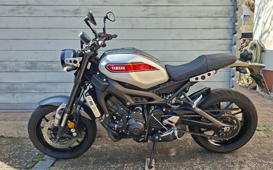 Gebrauchtmotorrad Yamaha XSR900 - Bild 1